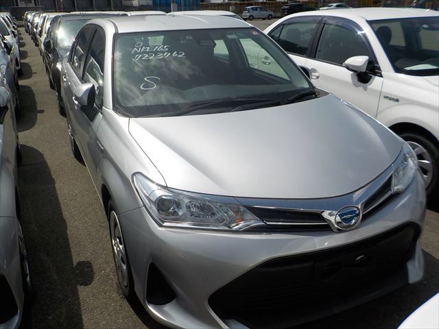 2019 Toyota Corolla Axio — view 1